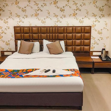 Fabhotel Landmark Residency - Nr Midc Turbhe Turambhe المظهر الخارجي الصورة